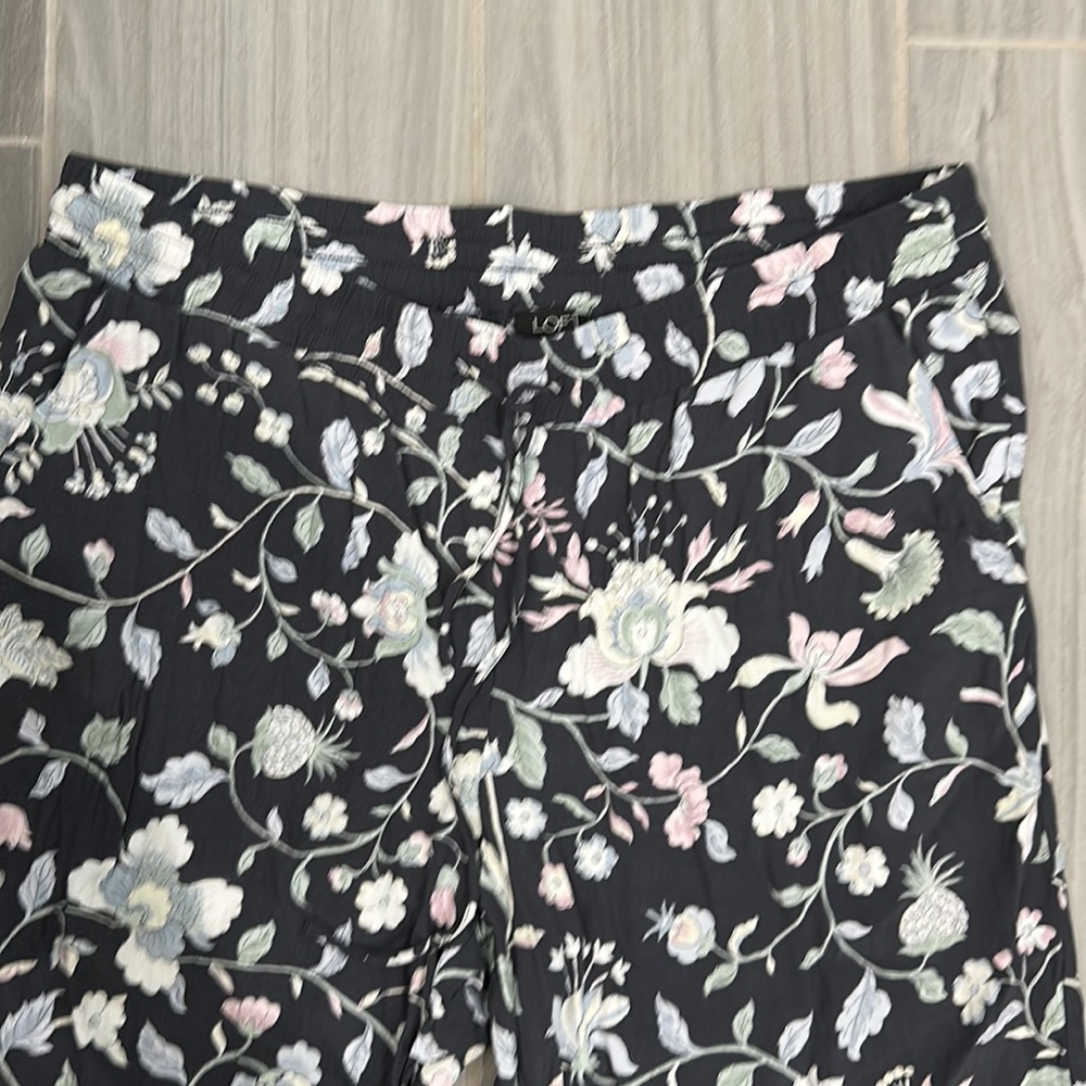 LOFT Pants - Picture 2 of 5